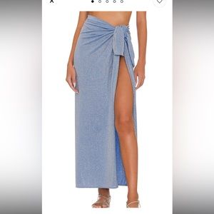 NEW WITH TAGS Devon Windsor Sarong azure blue shimmer
